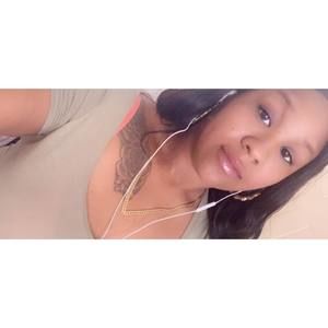 Meet your Posher, Evie